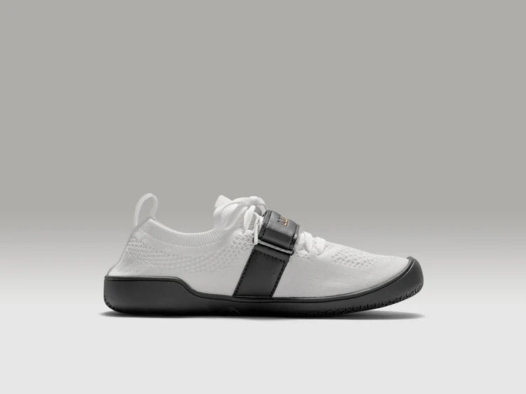 LUXIAOJUN BarePower I Training Shoes (Black and White)