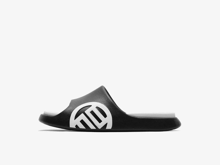 LUXIAOJUN"QI" Slides (Black)